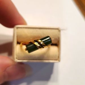 Jade cylinder ring